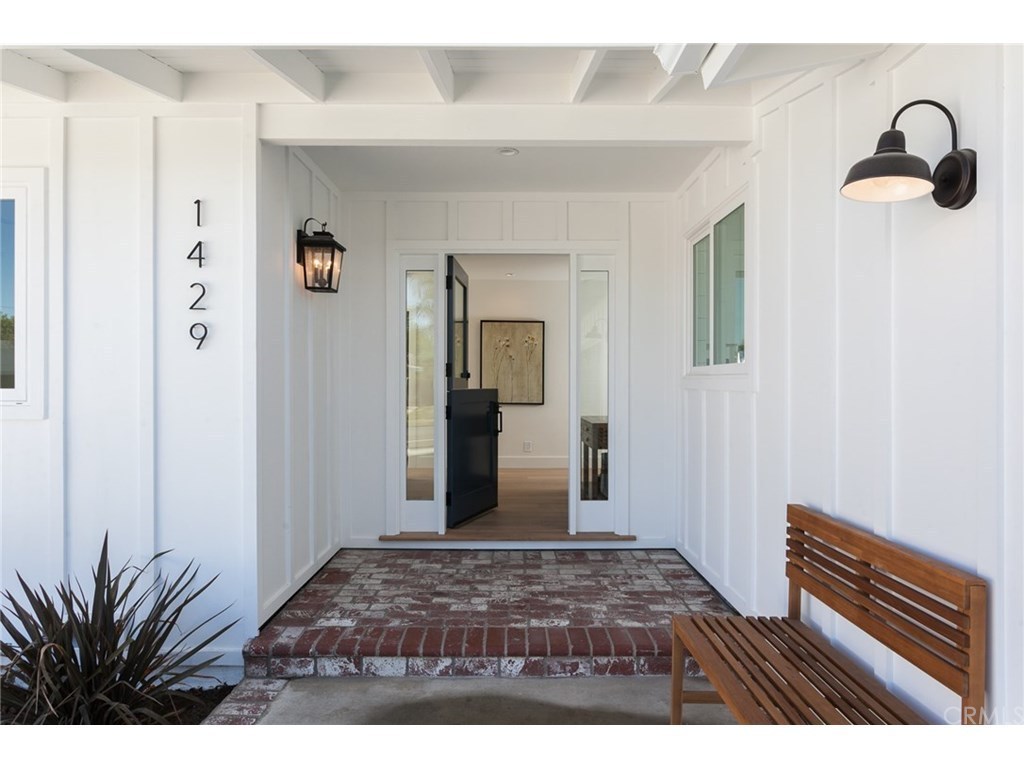 1429 Mariners Dr Newport Beach Ca 92660 Mls Oc17081236 Redfin